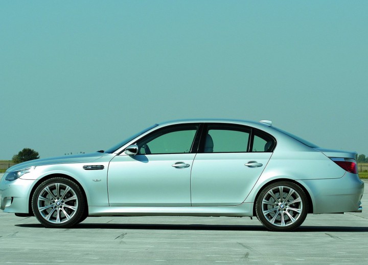 Technische Daten und Spezifikationen für BMW M5 (E60) - picture 3