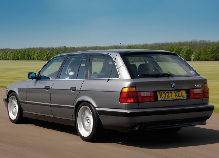 Technische Daten und Spezifikationen für BMW M5 Touring (E34) - picture 2