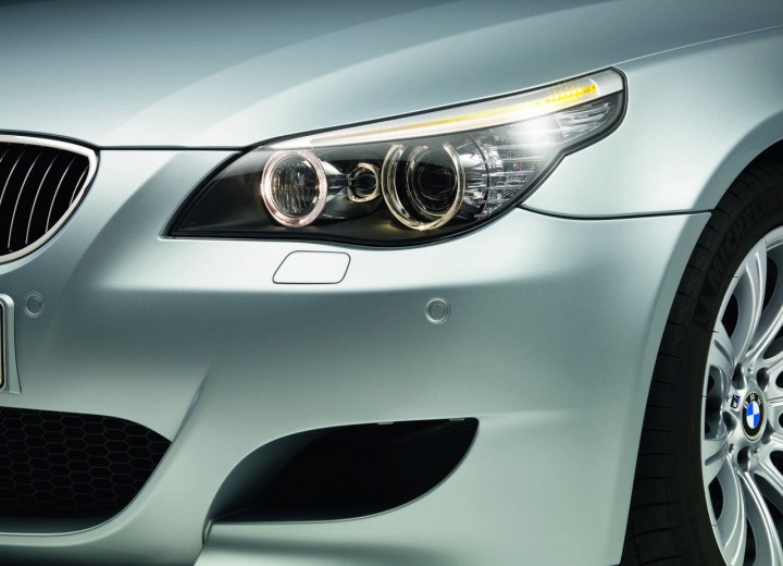 Technische Daten und Spezifikationen für BMW M5 Touring (E61) - picture 16