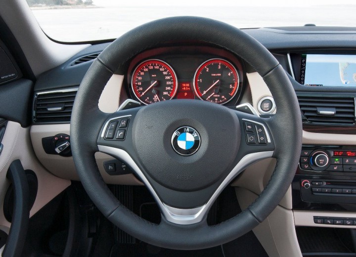 Technical specifications and characteristics for【BMW X1 I (E84) Restyling】 - picture 14