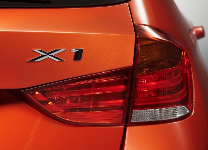 Technical specifications and characteristics for【BMW X1 I (E84) Restyling】 - picture 7