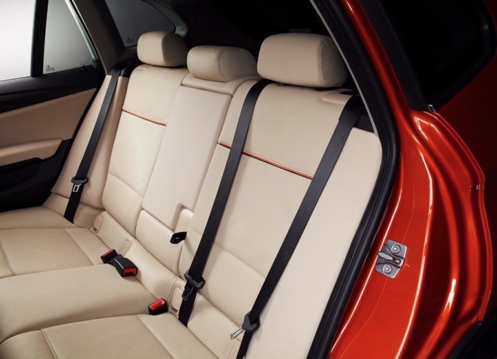 Technical specifications and characteristics for【BMW X1 I (E84) Restyling】 - picture 13