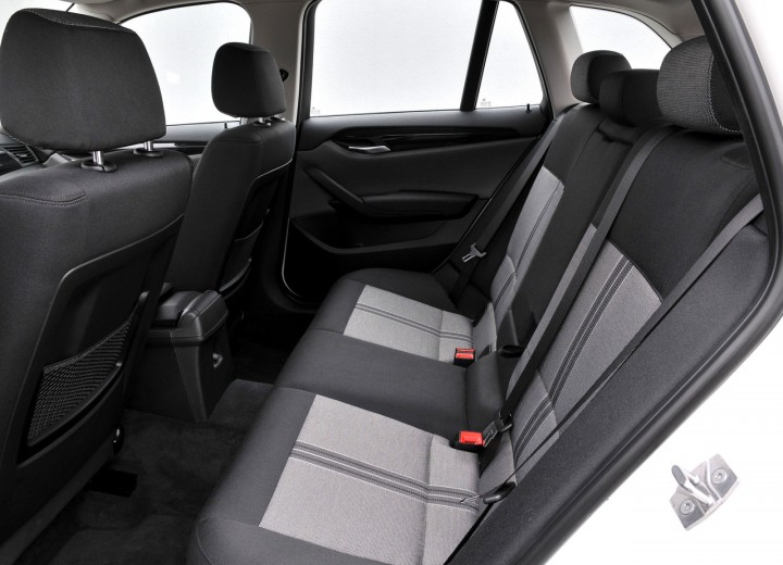 Technical specifications and characteristics for【BMW X1 I (E84)】 - picture 16