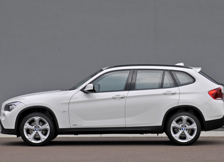 Technical specifications and characteristics for【BMW X1 I (E84)】 - picture 3