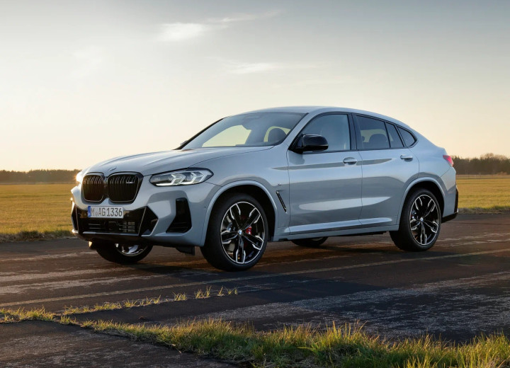 Technical specifications and characteristics for【BMW X4 II (G02) Restyling】 - picture 1