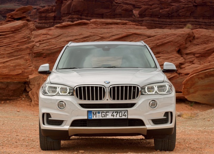 Technical specifications and characteristics for【BMW X5 III (F15)】 - picture 2