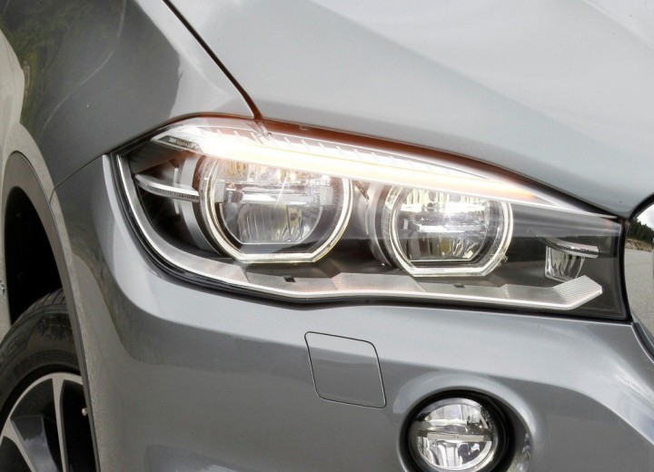 Technical specifications and characteristics for【BMW X5 III (F15)】 - picture 20