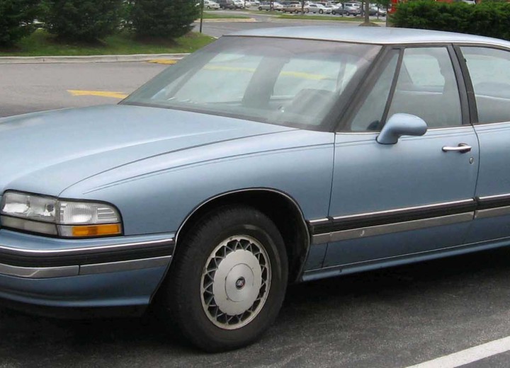 Технически характеристики за Buick LE Sabre VII - picture 3