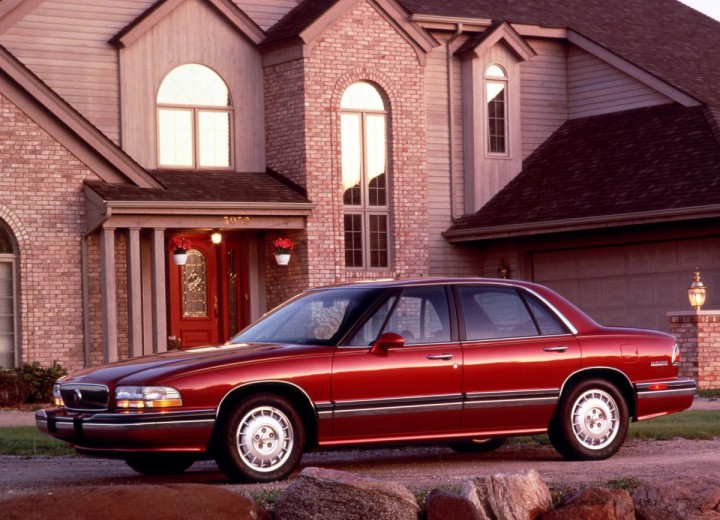 Технически характеристики за Buick LE Sabre VII - picture 1