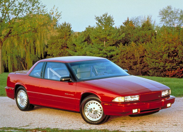 Technical specifications and characteristics for【Buick Regal Coupe】 - picture 1