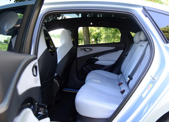 Technical specifications and characteristics for【BYD Seal】 - picture 11