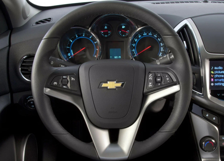 Technical specifications and characteristics for【Chevrolet Aveo II Hatchback】 - picture 5