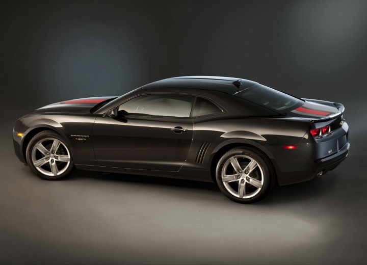 Technical specifications and characteristics for【Chevrolet Camaro V】 - picture 2