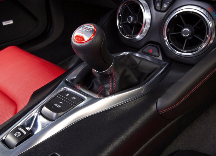 Технически характеристики за Chevrolet Camaro VI - picture 11