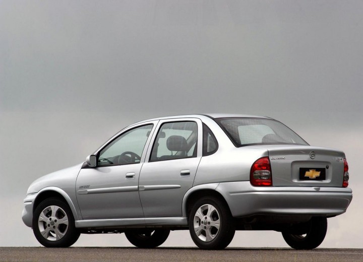 Технические характеристики о Chevrolet Corsa Sedan (GM 4200) - picture 2