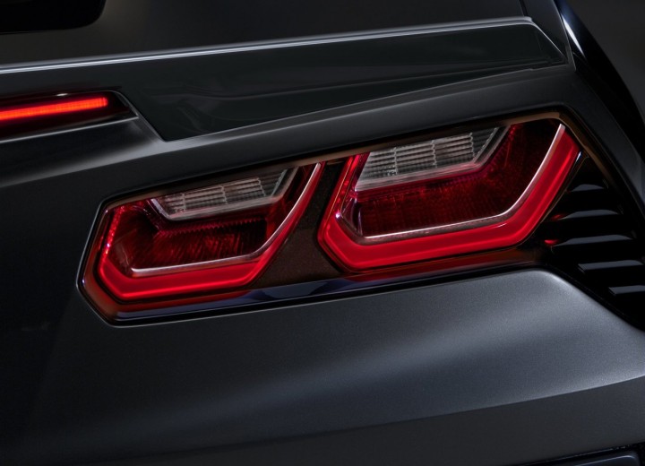 Технически характеристики за Chevrolet Corvette Coupe (C7) - picture 11