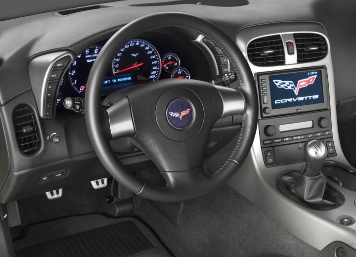 Технически характеристики за Chevrolet Corvette Coupe (Z06/C6) - picture 6