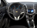 Technical specifications and characteristics for【Chevrolet Cruze  Combi】 - picture 4