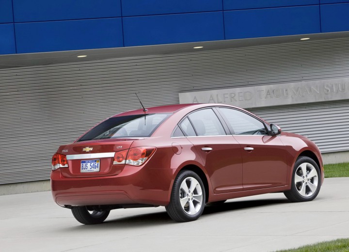 Технически характеристики за Chevrolet Cruze Sedan - picture 2