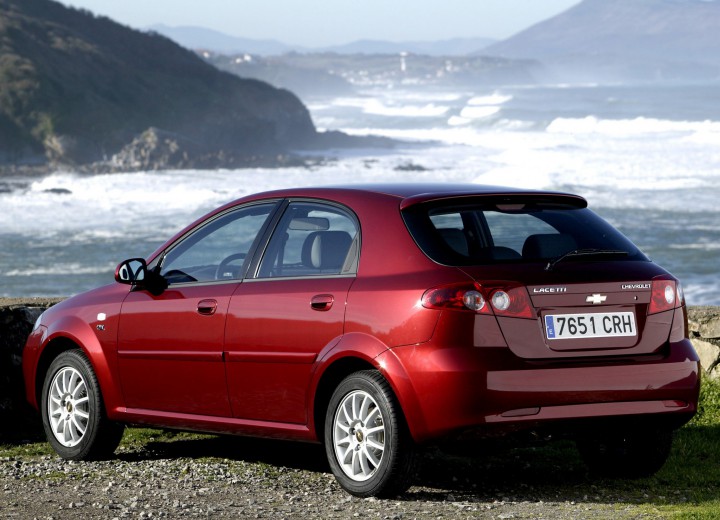Технически характеристики за Chevrolet Lacetti Hatchback - picture 2