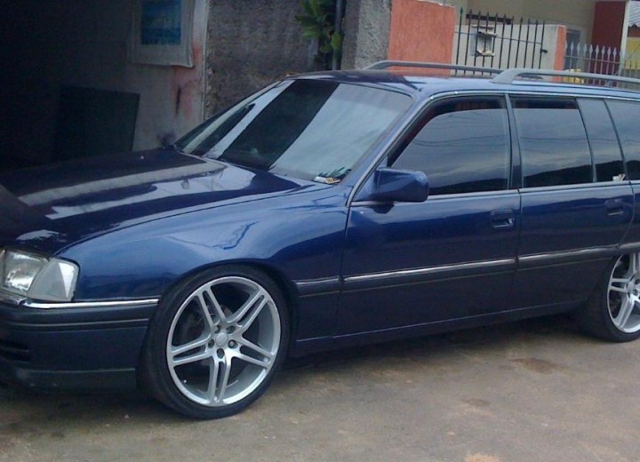 Technical specifications and characteristics for【Chevrolet Omega Suprema】 - picture 1