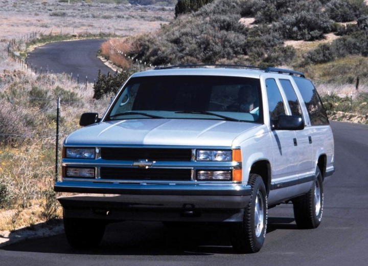 Технически характеристики за Chevrolet Suburban (GMT400) - picture 4