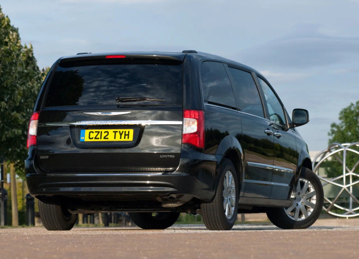 Technical specifications and characteristics for【Chrysler Grand Voyager V Restyling】 - picture 5