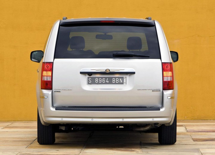 Технически характеристики за Chrysler Voyager V - picture 4