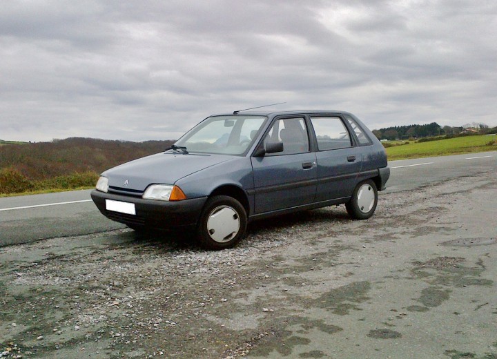 Technical specifications and characteristics for【Citroen AX (ZA-_)】 - picture 1