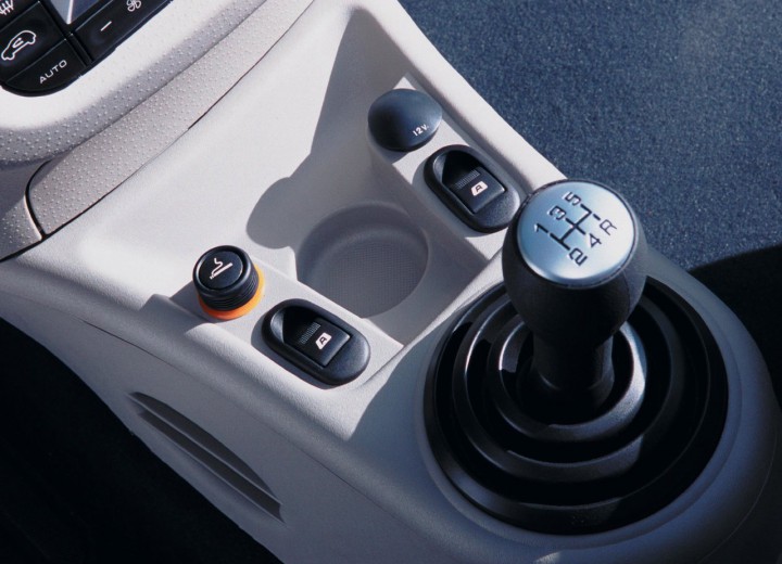 Τεχνικά χαρακτηριστικά για Citroen C3 (Mk I) - picture 17