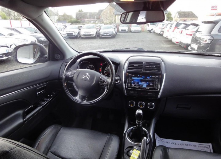 Caractéristiques techniques de Citroen C4 Aircross - picture 3