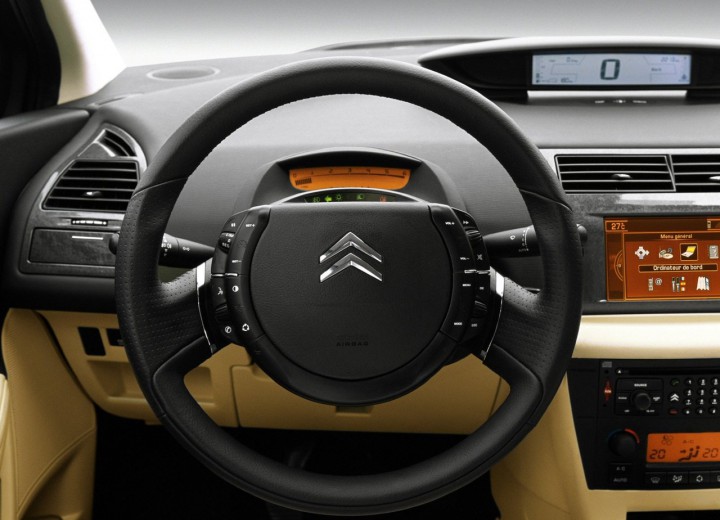 Especificaciones técnicas de Citroen C4 Hatchback - picture 7