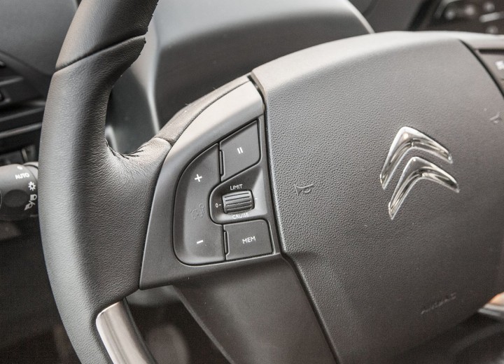 Технические характеристики о Citroen C4 II Picasso - picture 8