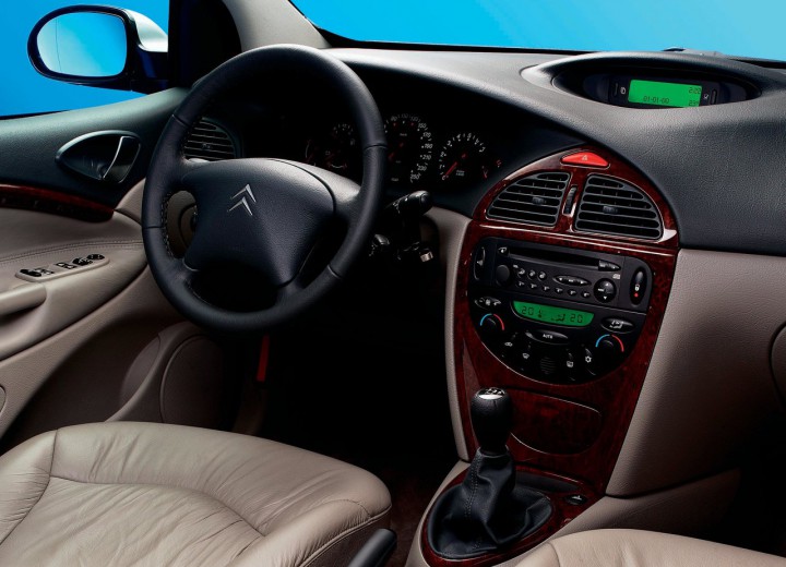 Caractéristiques techniques de Citroen C5 I - picture 2