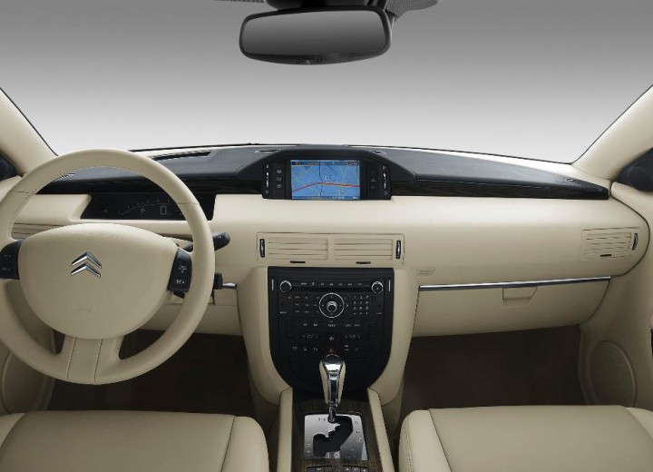 Technische Daten und Spezifikationen für Citroen C6 - picture 8