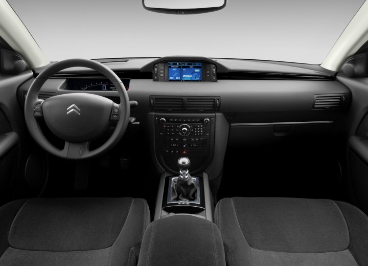 Technische Daten und Spezifikationen für Citroen C6 - picture 7