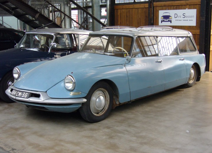 Technical specifications and characteristics for【Citroen DS Break】 - picture 2
