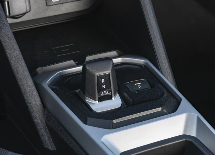Caractéristiques techniques de Dacia Duster III - picture 12