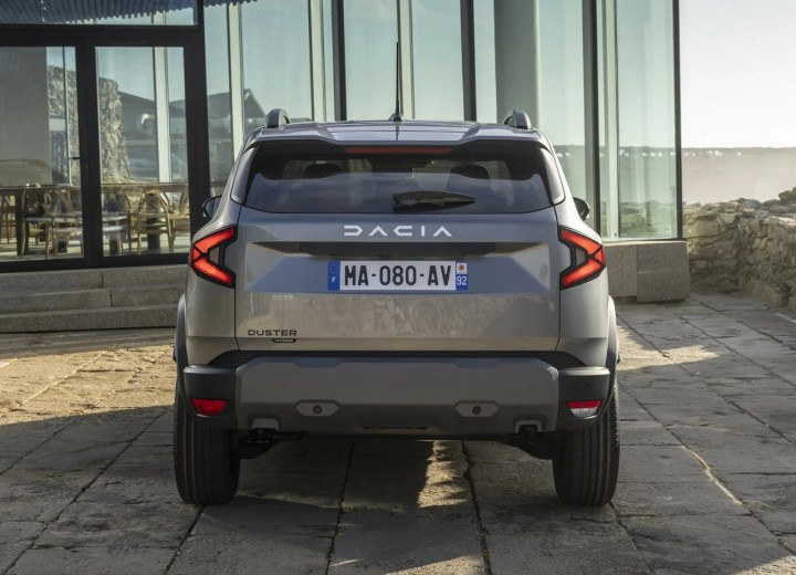 Caractéristiques techniques de Dacia Duster III - picture 4