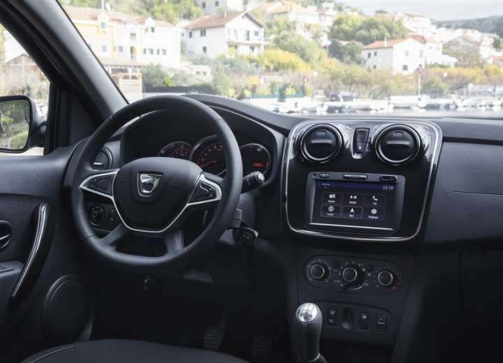 Technical specifications and characteristics for【Dacia Logan II Restyling】 - picture 5