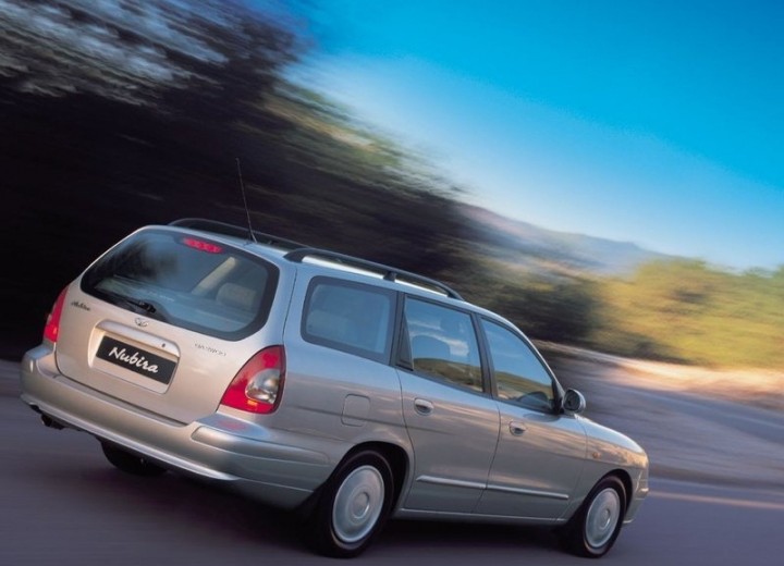 Technical specifications and characteristics for【Daewoo Nubira Combi II】 - picture 4