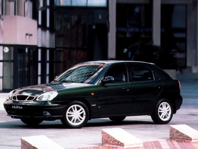Технические характеристики о Daewoo Nubira Natchback II - picture 1