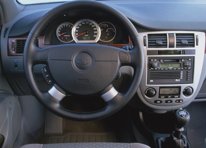 Технические характеристики о Daewoo Nubira Sedan III - picture 3