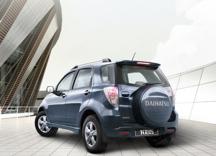 Technical specifications and characteristics for【Daihatsu Terios II Restyling】 - picture 3