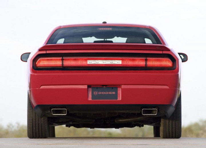Especificaciones técnicas de Dodge Challenger SRT8 - picture 5