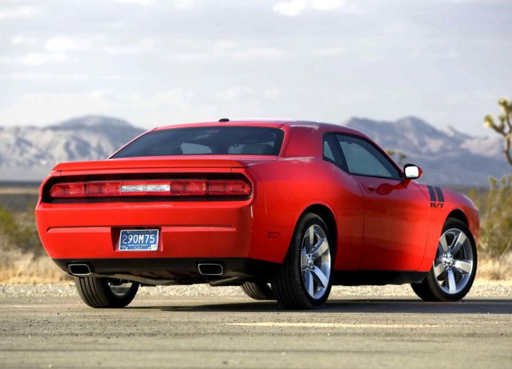 Especificaciones técnicas de Dodge Challenger SRT8 - picture 4