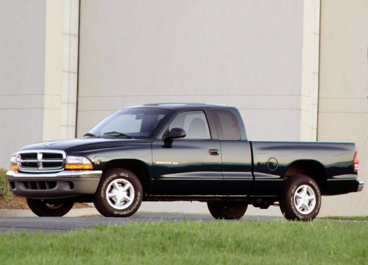 Technical specifications and characteristics for【Dodge Dakota II】 - picture 4