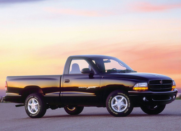 Technical specifications and characteristics for【Dodge Dakota II】 - picture 3