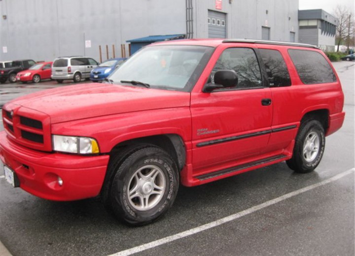 Технические характеристики о Dodge Ramcharger - picture 1