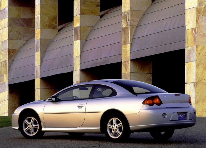 Caractéristiques techniques de Dodge Stratus I Coupe - picture 2